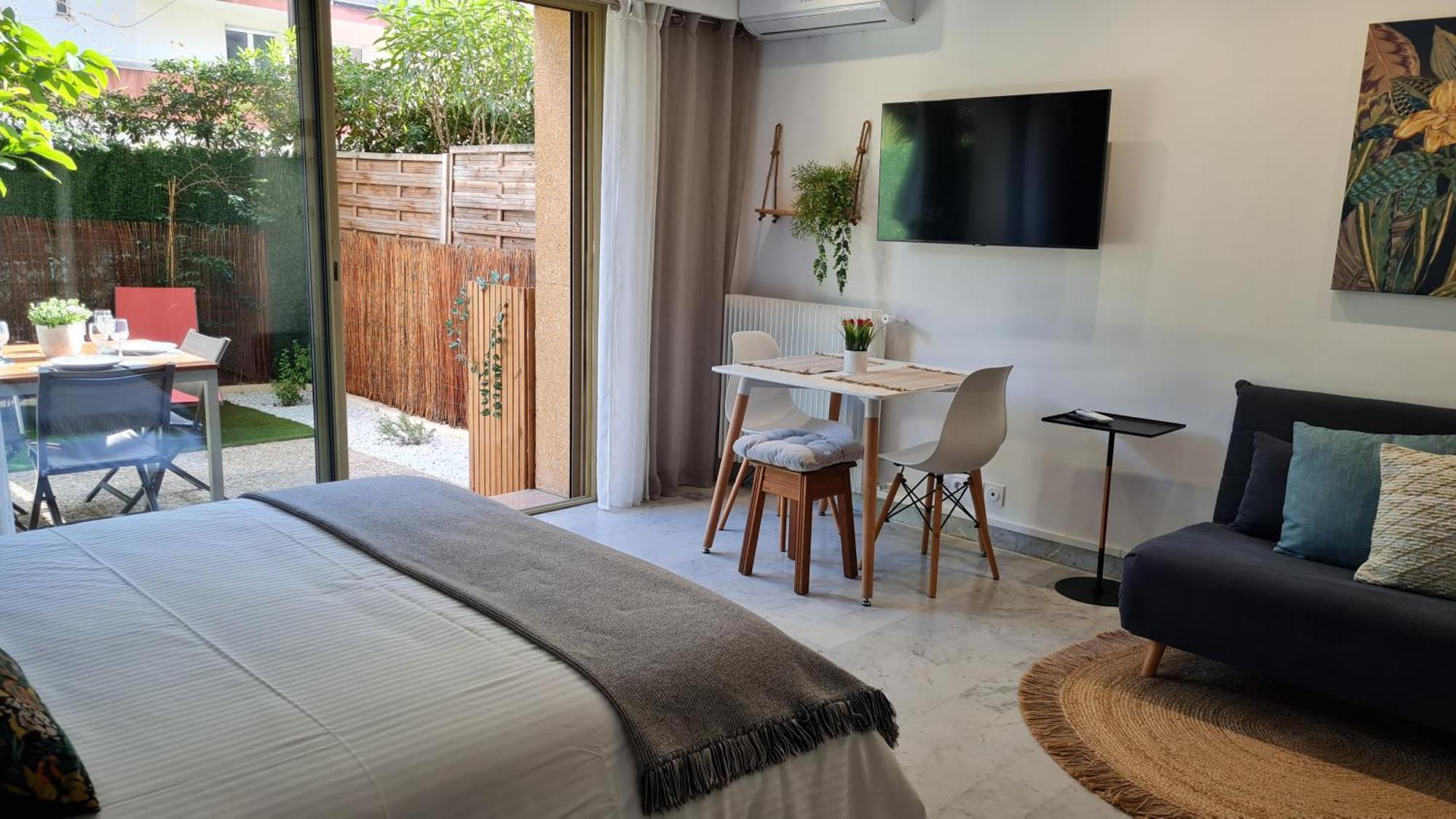 Studio Sun-Beach Avec Parking Et Jardin - 500M Des Plages De Juan Les Pins Antibes Esterno foto